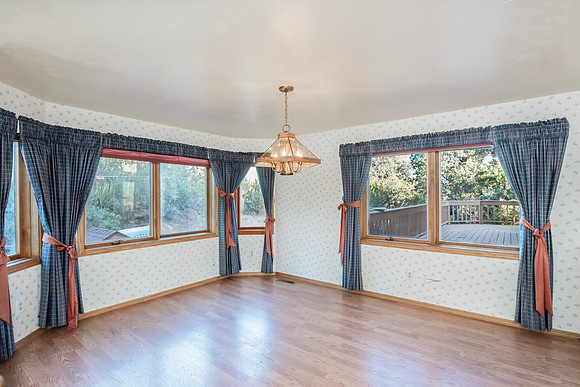formal dining room