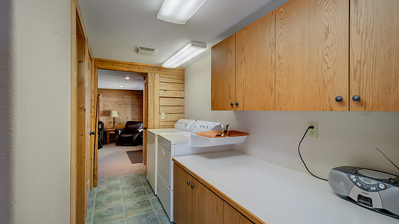 RIGBY_GROUND0108