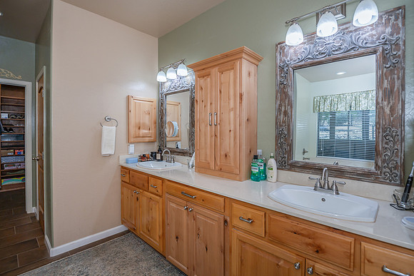master bath4