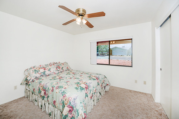 (16) guest room one