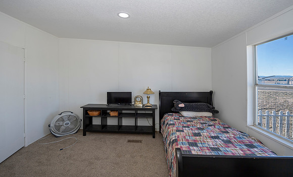 1 (21)2nd guest bed