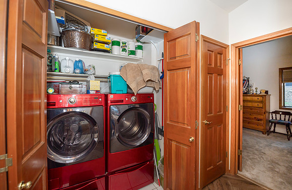 untitled40-laundry in hallway