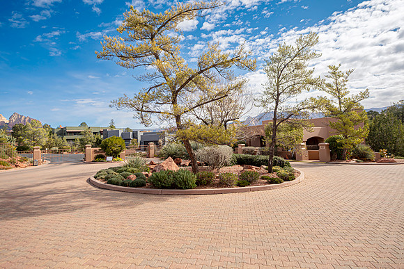 Clubhouse Exterior