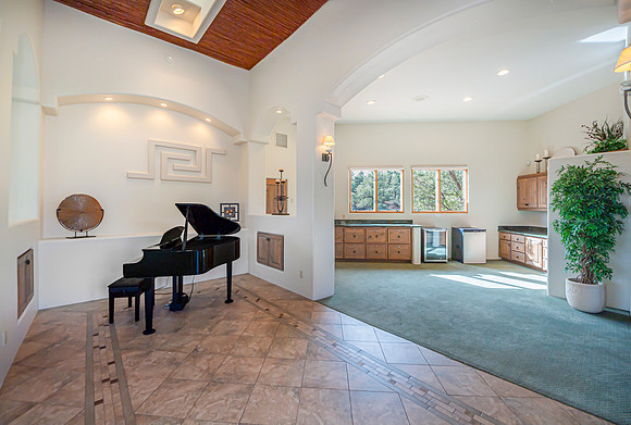 Clubhouse4