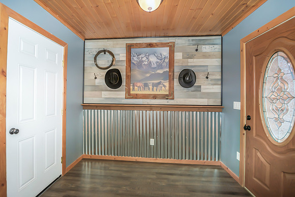 entry way main floor
