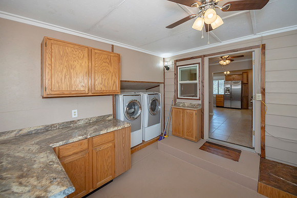 DSC_7745 laundry room leading backyard1