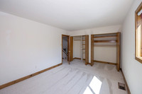 guest bedroom upstairs (42 of 63)