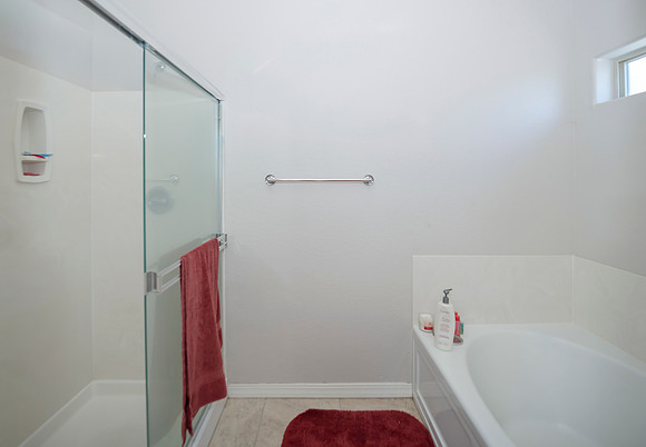 DSC_8220 master bath