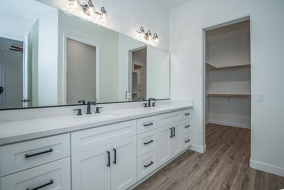 master bath3