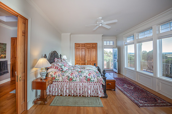 (2) guest bedroom