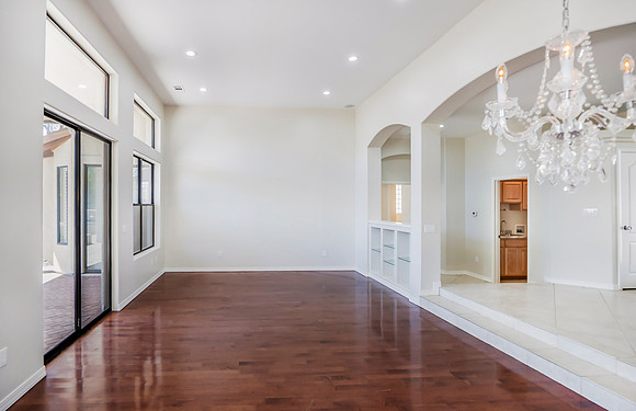 front living room2