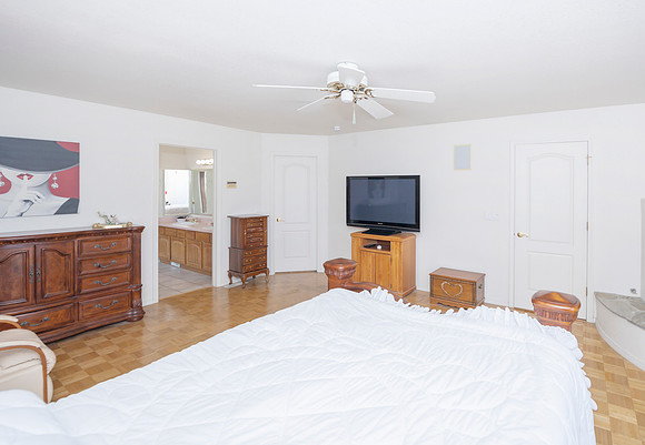 master bed1