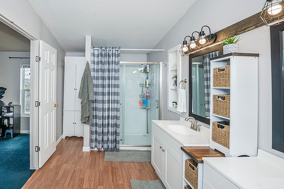 master bath3