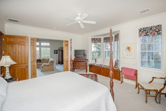 master bed1